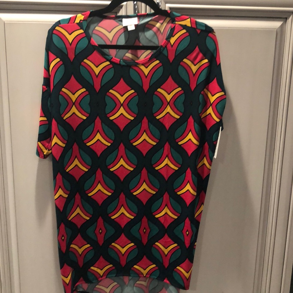 Brand new Lularoe Irma Tee XS